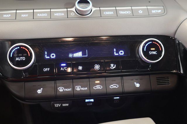 Used 2025 Hyundai Elantra SEL FWD image 20
