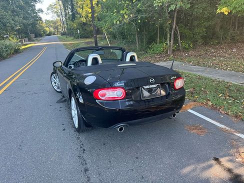 Used 2012 MAZDA MX-5 Miata Grand Touring image 10
