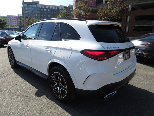 Used 2025 Mercedes-Benz GLC 350e 4MATIC w/ AMG Line image 2
