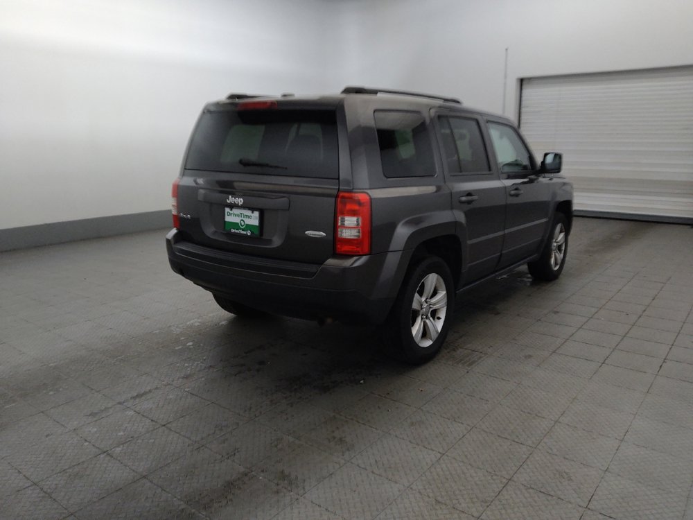 Used 2015 Jeep Patriot Latitude AWD/4WD image 9