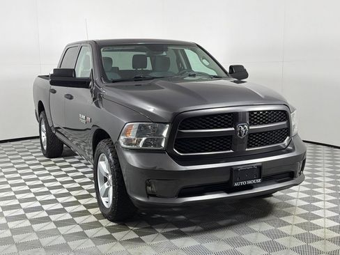 Used 2015 RAM 1500 Express RWD image 3