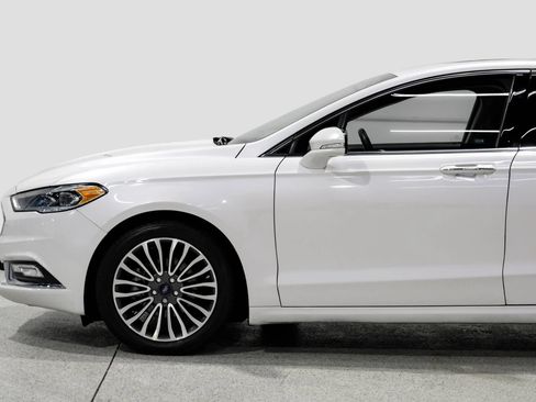 Used 2017 Ford Fusion Titanium FWD image 12