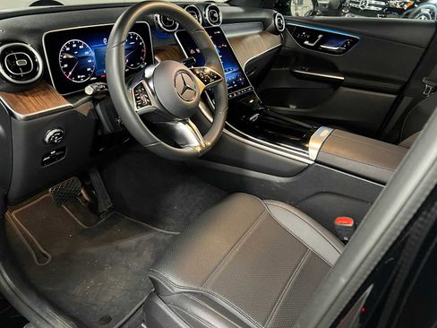 Used 2026 Mercedes-Benz GLC 300 4MATIC image 26
