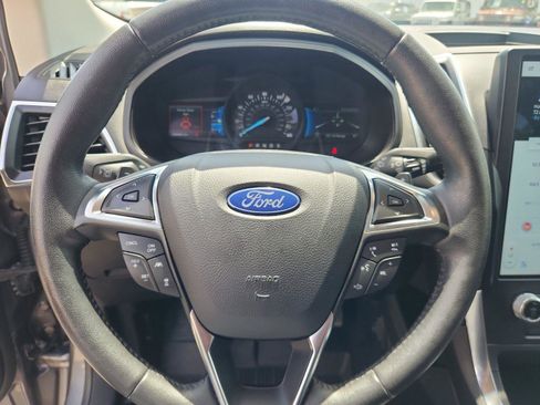 Used 2022 Ford Edge Titanium w/ Equipment Group 301A AWD/4WD image 20
