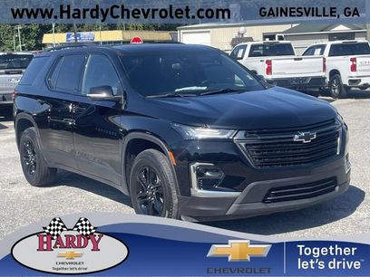 Used 2023 Chevrolet Traverse LT