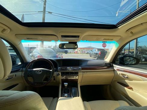 Used 2014 Lexus LS 460 AWD image 15