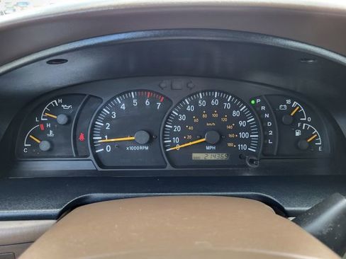 Used 2001 Toyota Tundra Limited AWD/4WD image 13
