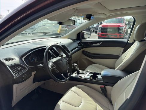 Used 2015 Ford Edge Titanium w/ Technology Package image 13