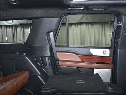 Used 2023 Lincoln Navigator Reserve image 60