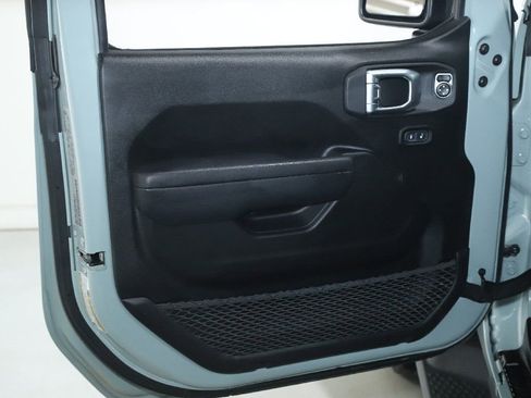 Used 2023 Jeep Wrangler Sport AWD/4WD image 13