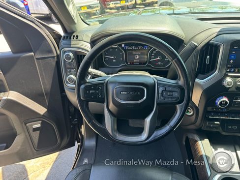 Used 2023 GMC Sierra 2500 Denali w/ Denali Black Diamond Edition AWD/4WD image 15