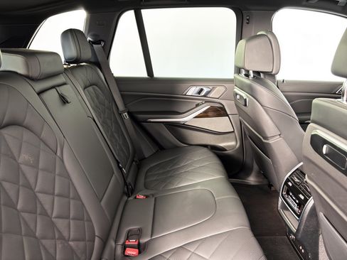 Used 2026 BMW X5 sDrive40i RWD image 29