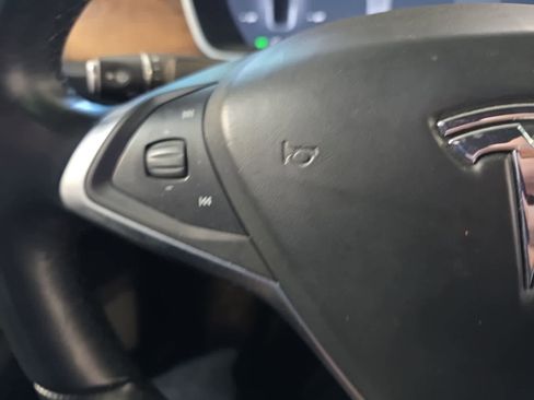 Used 2016 Tesla Model X 75D image 24