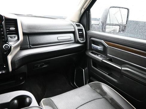 Used 2024 RAM 2500 Laramie AWD/4WD image 14