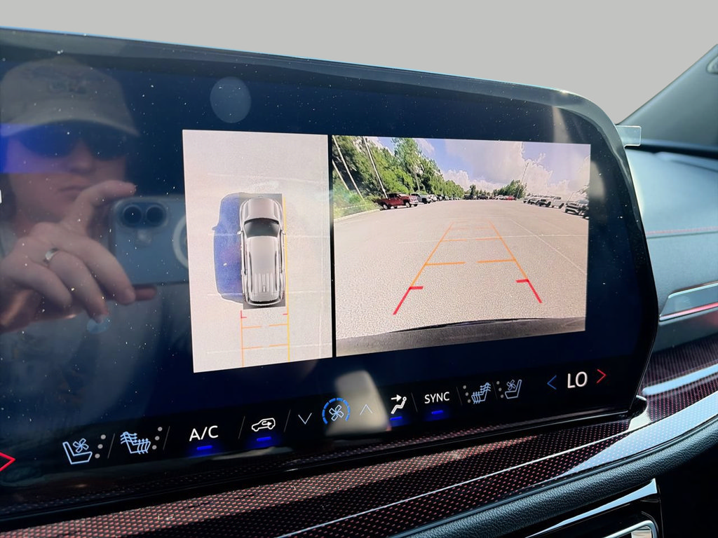 New 2026 Chevrolet Traverse RS FWD image 22