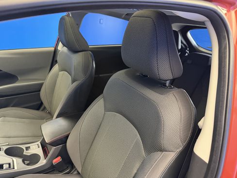 Used 2024 Subaru Crosstrek 2.0i Premium AWD/4WD image 12