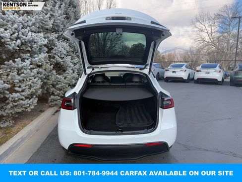 Used 2023 Tesla Model Y Long Range image 34