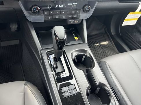 New 2026 Subaru Outback Premium AWD/4WD image 22