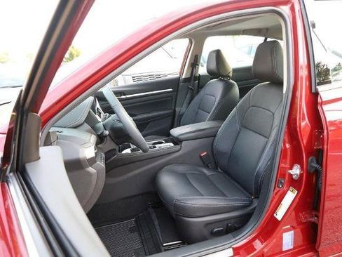 Certified 2025 Nissan Altima 2.5 SL FWD image 8