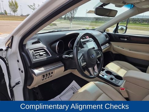 Used 2017 Subaru Outback 2.5i Limited AWD/4WD image 6