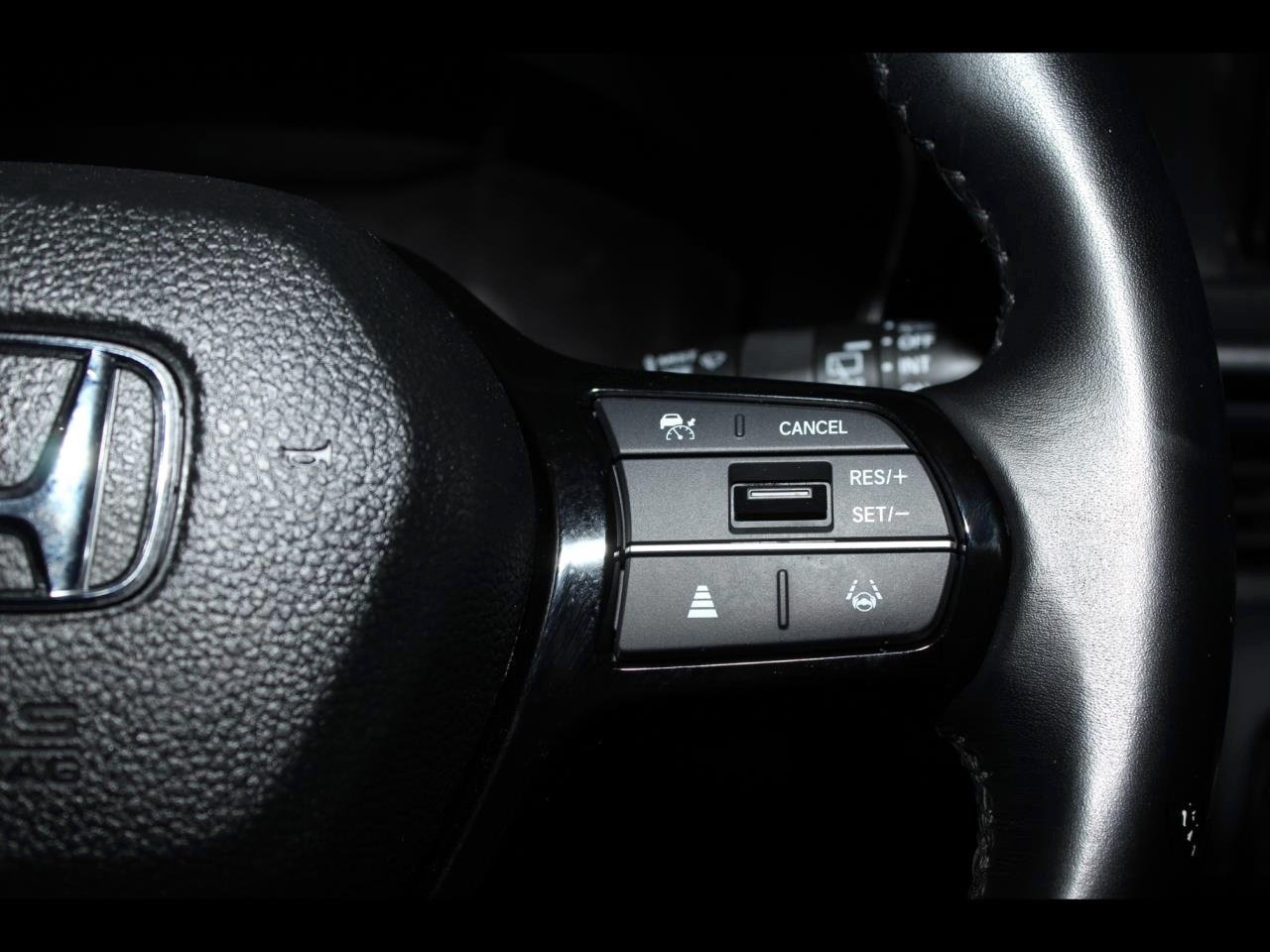 Used 2023 Honda Pilot EX-L image 34