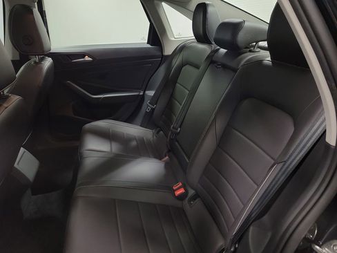 Used 2024 Volkswagen Jetta SE FWD image 20