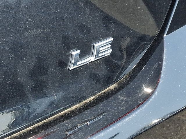 Used 2025 Toyota Camry LE FWD image 10