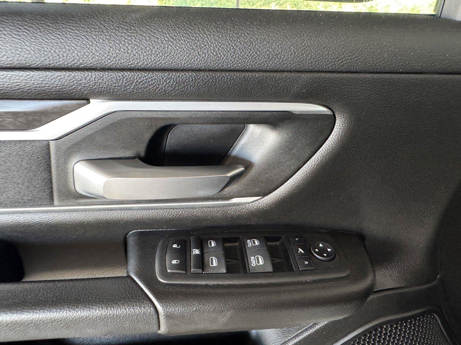 Used 2023 RAM 1500 Big Horn AWD/4WD image 23