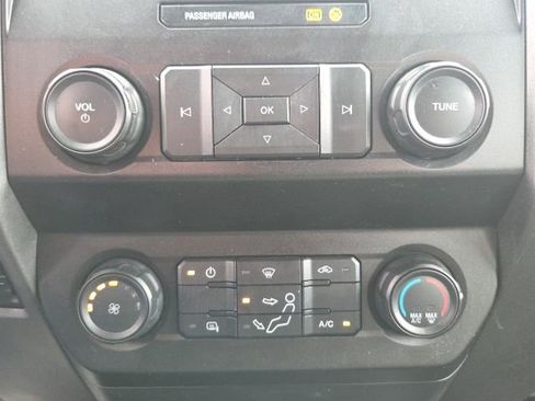 Used 2021 Ford F250 XL w/ Power Equipment Group image 29