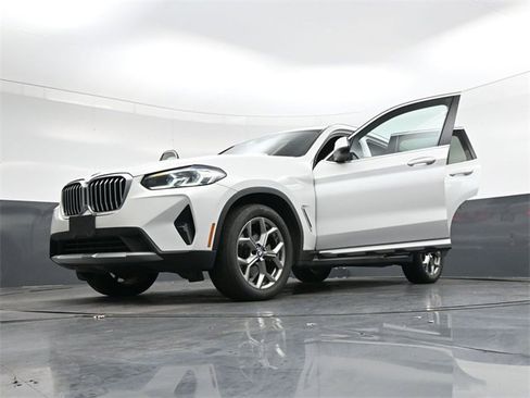 Used 2024 BMW X3 xDrive30i image 37