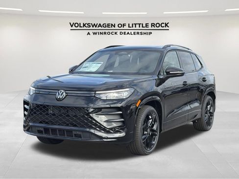 New 2026 Volkswagen Tiguan SE R-Line FWD image 1