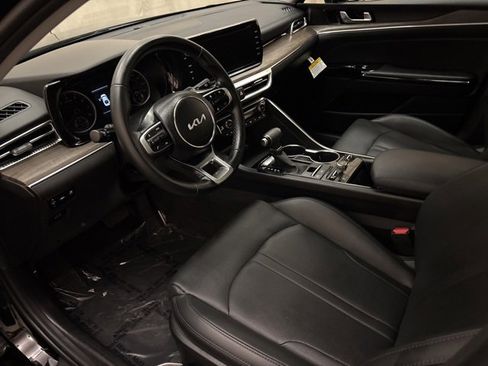 Used 2023 Kia K5 EX image 12
