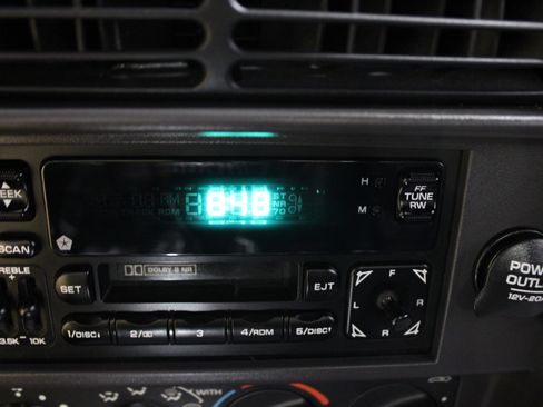 Used 1999 Plymouth Prowler image 13