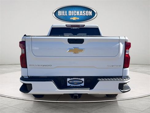 Used 2022 Chevrolet Silverado 1500 Custom image 6