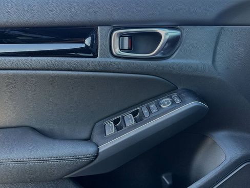 New 2025 Honda Civic Sport Touring image 10