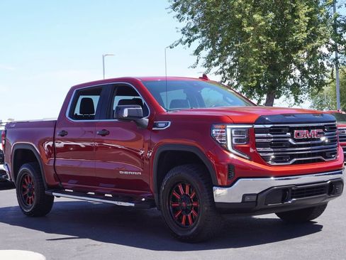 Certified 2023 GMC Sierra 1500 SLT w/ SLT Premium Package image 4