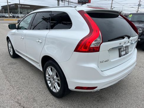 Used 2016 Volvo XC60 T5 Premier image 3