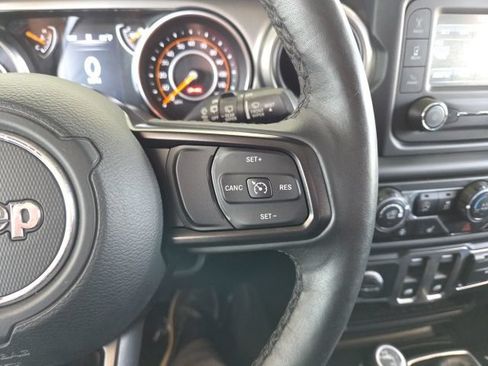 Used 2019 Jeep Wrangler Sport w/ Quick Order Package 23S AWD/4WD image 14