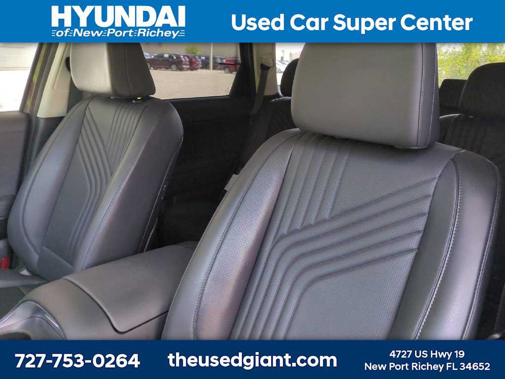 Used 2026 Hyundai Palisade SEL FWD image 8