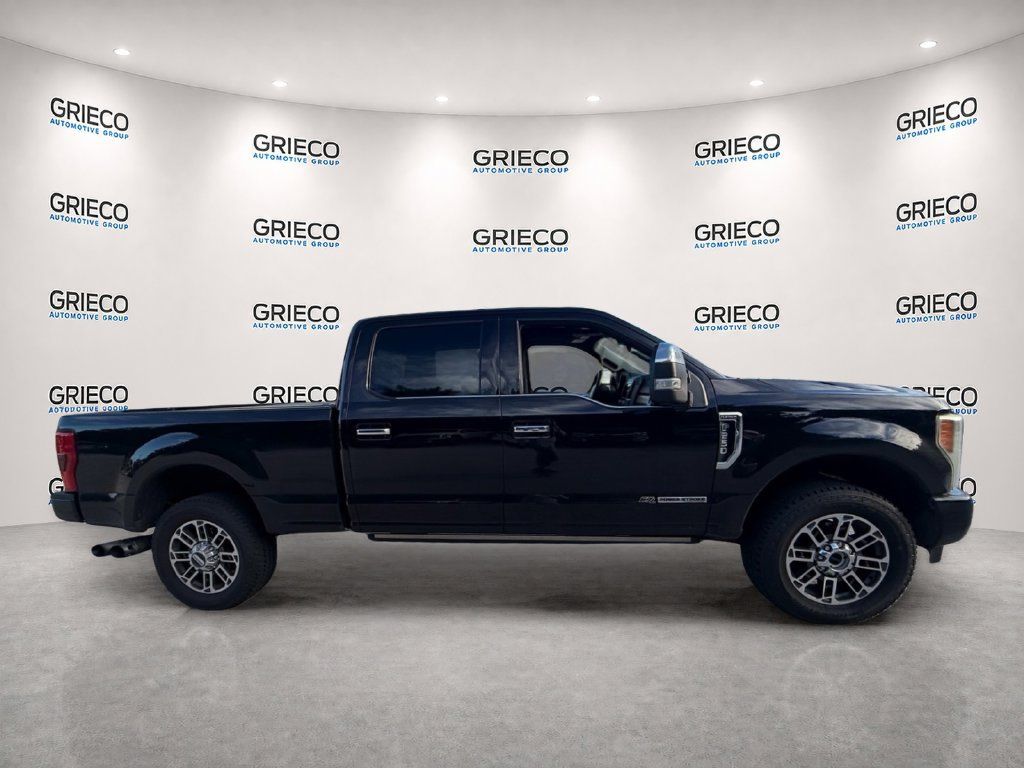 Used 2017 Ford F250 Platinum w/ Platinum Ultimate Package AWD/4WD image 8