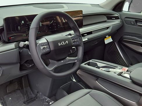 New 2026 Kia EV9 Light image 17