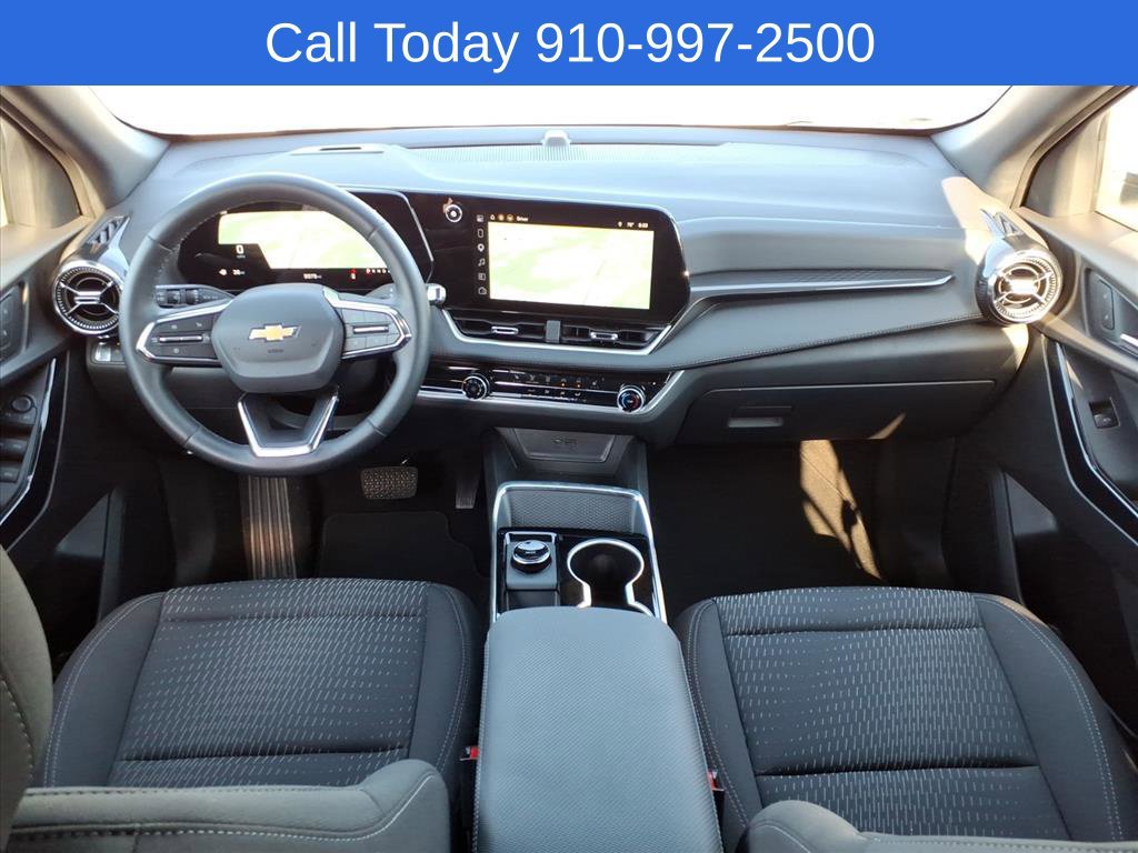 Used 2026 Chevrolet Equinox LT FWD image 26