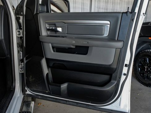 Used 2017 RAM 1500 Lone Star image 45