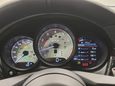 New 2026 Porsche Macan GTS image 19