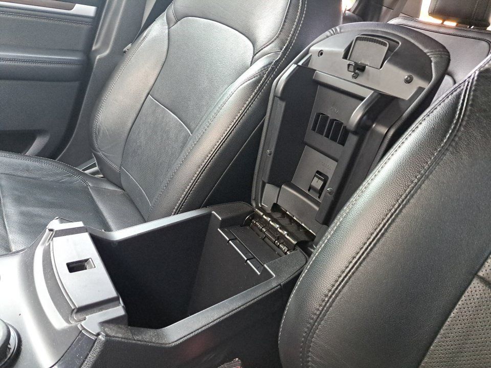 Used 2018 Ford Explorer Limited AWD/4WD image 31