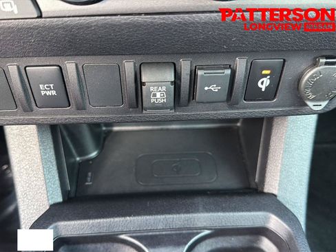 Used 2023 Toyota Tacoma TRD Sport AWD/4WD image 11