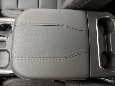 New 2026 GMC Sierra 1500 SLT w/ SLT Premium Package image 30