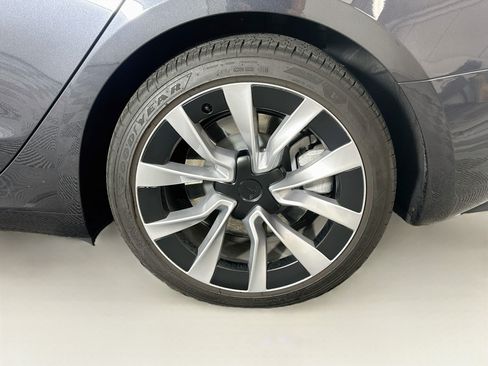 Used 2025 Tesla Model 3 Long Range AWD/4WD image 11