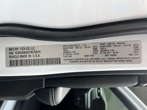 New 2026 Jeep Grand Cherokee L Laredo AWD/4WD image 31