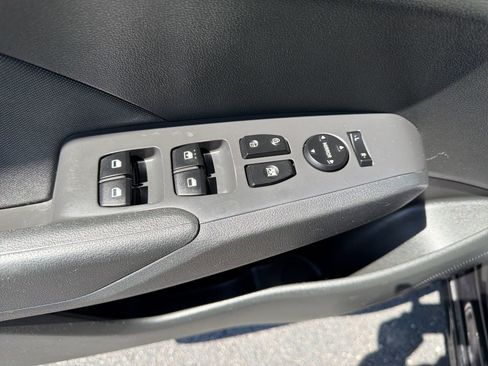Used 2018 Hyundai Accent SE FWD image 14